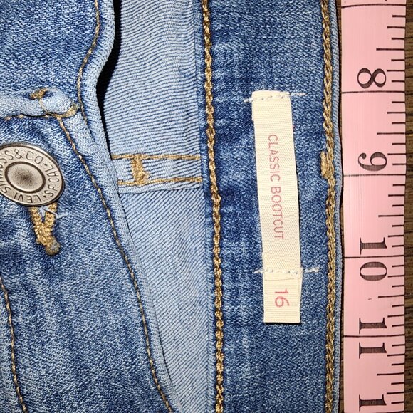 Levi’s Classic Bootcut Jeans NWT Size 16 Medium Wash Blue - Picture 9 of 16